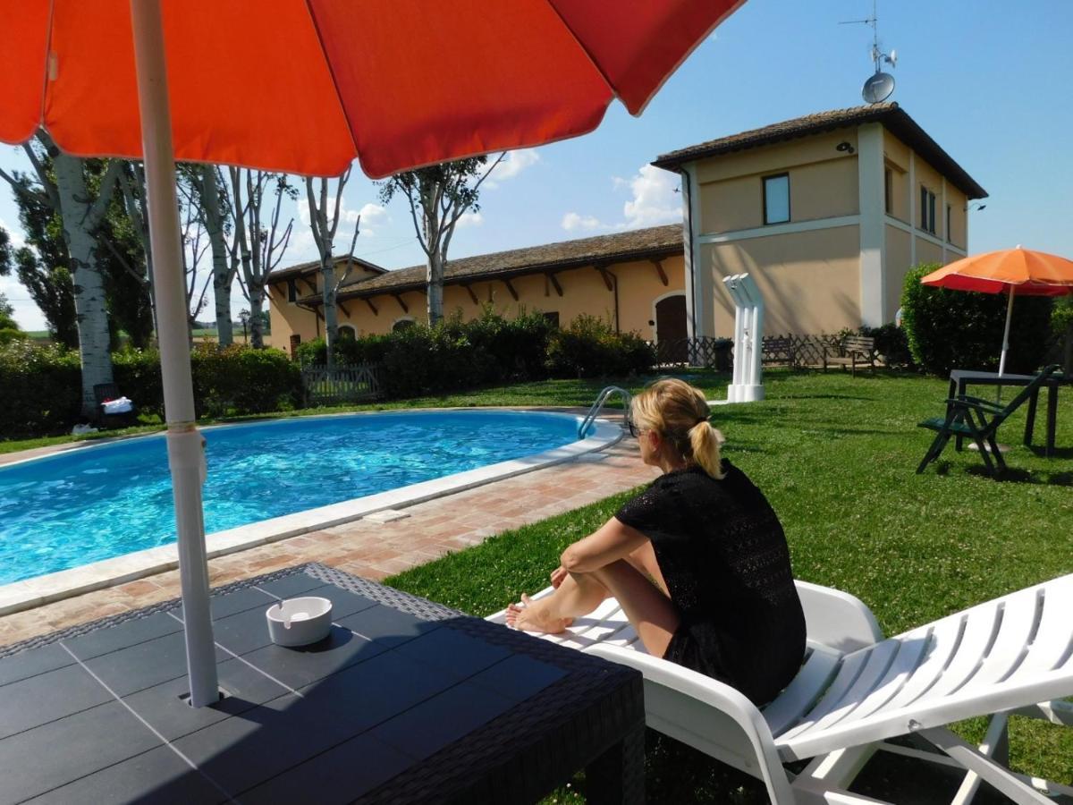 Hotel Villaggio Le Stelline Montefalco Eksteriør billede